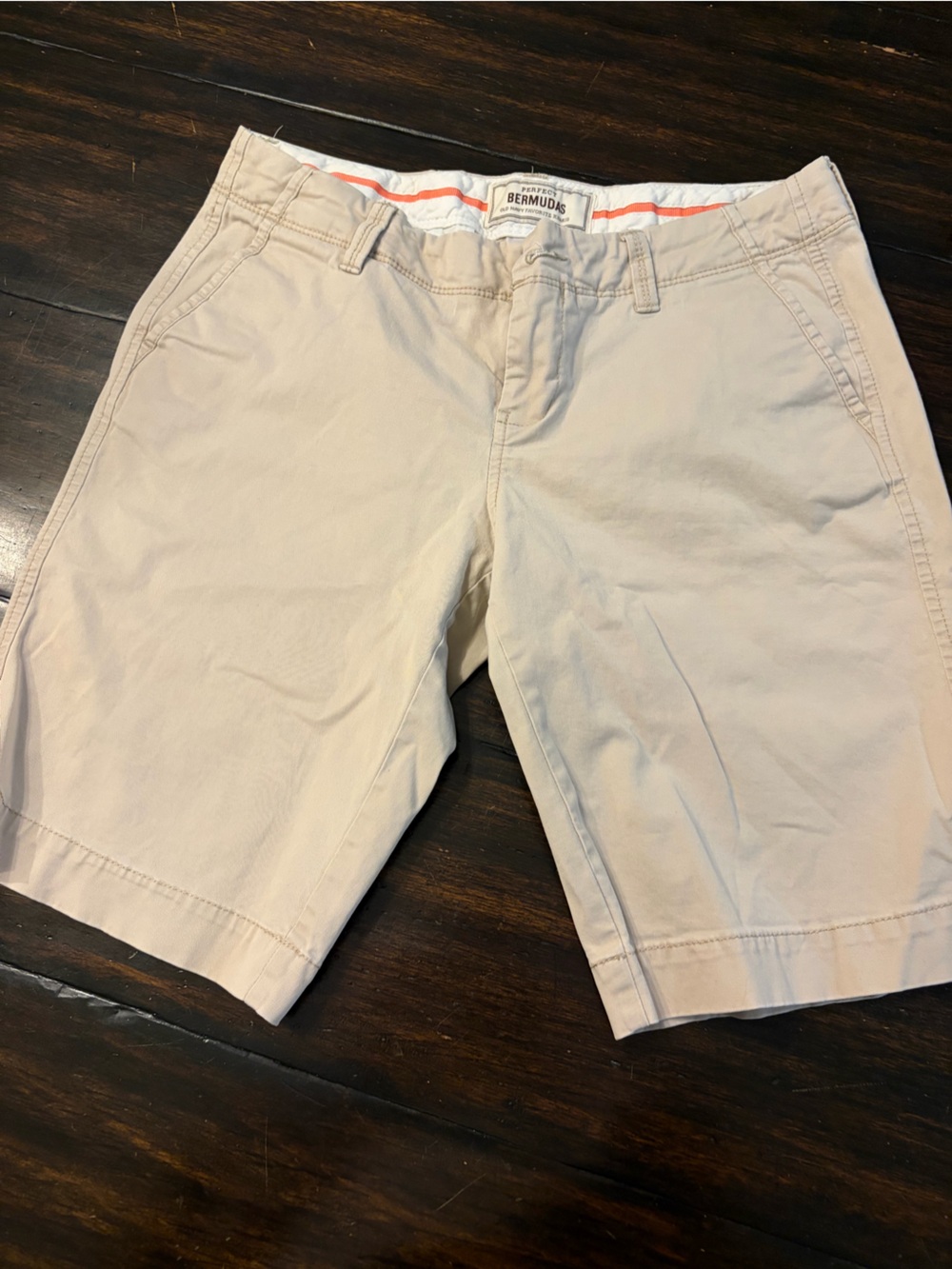 Old Navy washed khaki Bermuda Shorts - Women's Casual Chino size 2